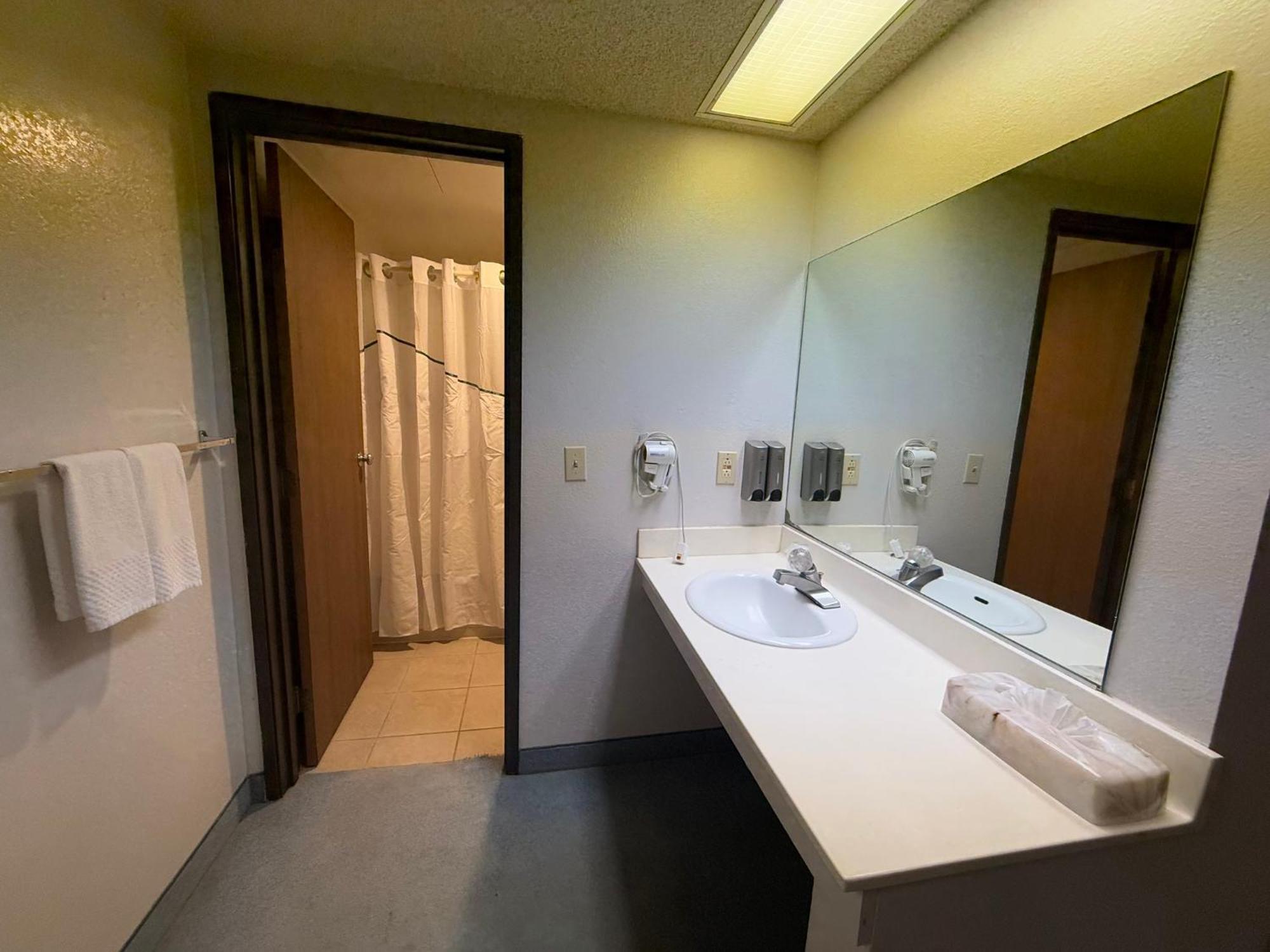 Red Roof Inn Ridgecrest Εξωτερικό φωτογραφία