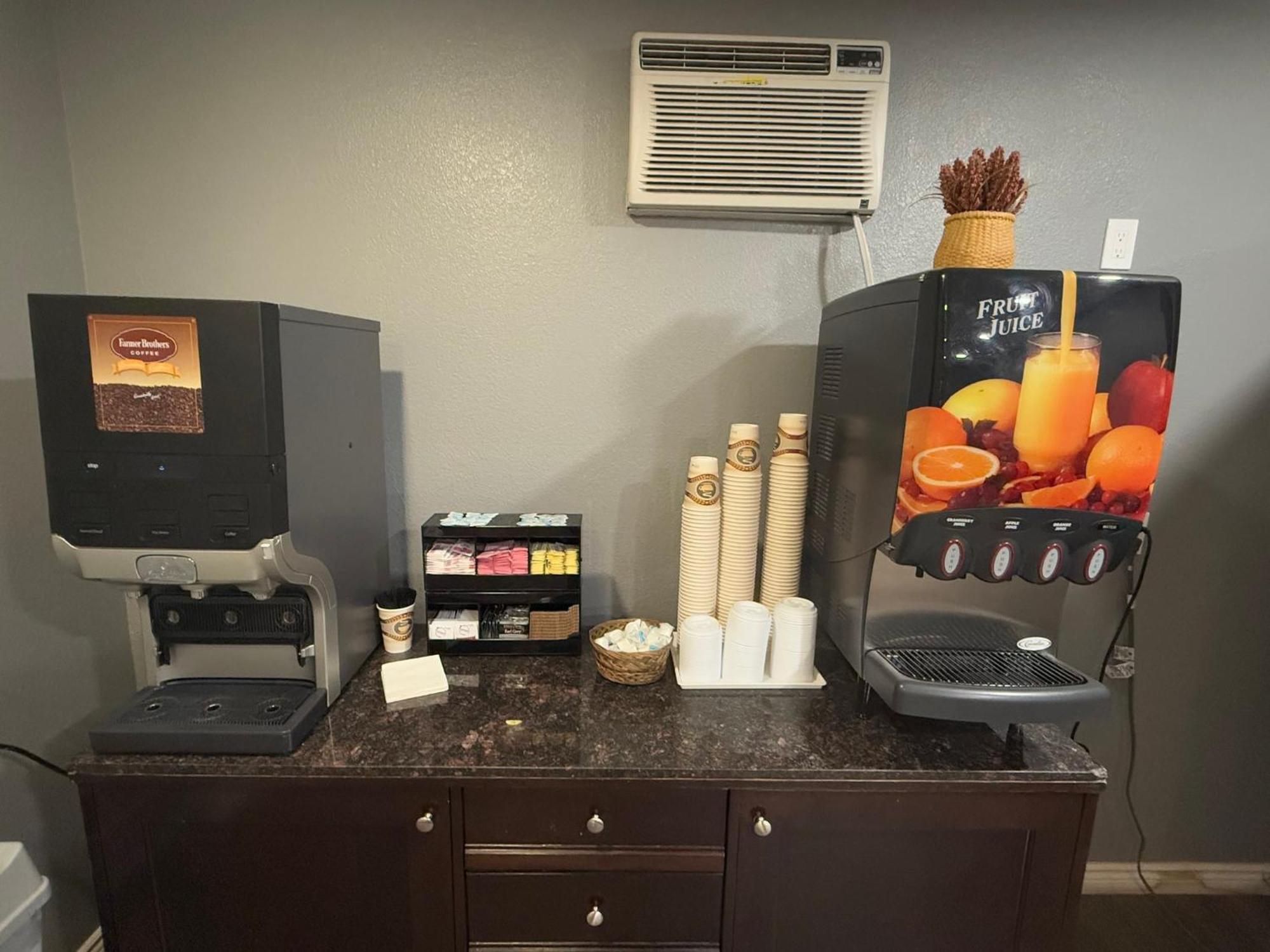 Red Roof Inn Ridgecrest Εξωτερικό φωτογραφία